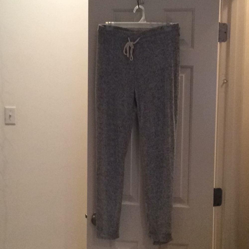 gray joggers (forever 21)